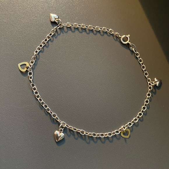 Vintage Sterling Silver Dainty Bracelet with Heart Charms - Picture 8 of 8